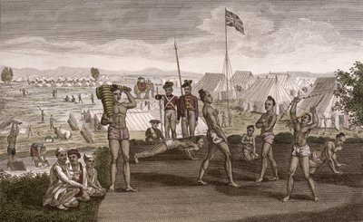 Guerreiros indianos que se exercitam com vista para o campo dos residentes ingleses, c.1810 de French School