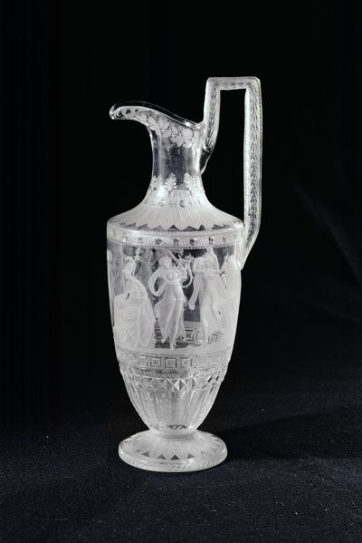 Jarro representando um dançarino e um jogador de lira (cristal) de French School