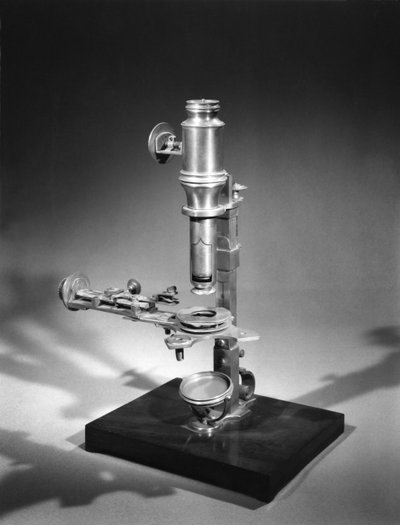 Microscópio de French School