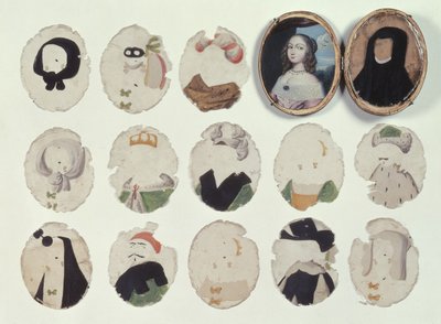 Miniatura para transformações que compreendem um estojo com retrato pintado de uma jovem e tiras de mica pintadas que se encaixam para mudar o retrato (marfim, mica e tinta) de French School