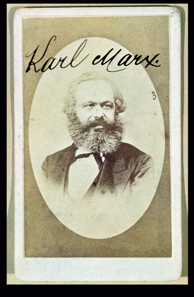 Cartão de visita fotográfica de Karl Marx (1818-1893) com sua assinatura de French School