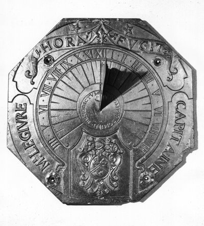 Sundial portátil, do castelo de Sierk (Moselle) 1756 (ardósia) de French School