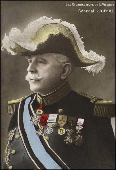 Retrato do General Joseph Joffre (1852 - 1931). de French School