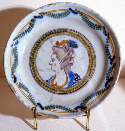 Retrato de Maria Antonieta - placa de barro de French School