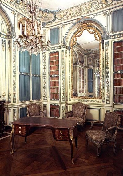 Estudo privado de Dauphin Louis da França (1729-65) depois uma biblioteca de French School