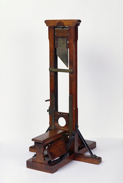 Modelo reduzido de guilhotina (madeira e metal) (ver também 216411) de French School