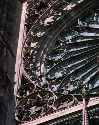 Detalhe da janela rosa de French School