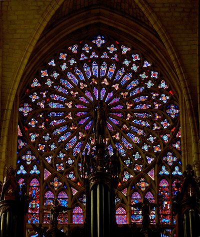 A janela de rosa do sul em Saint Gatien Cathedral, Tours de French School