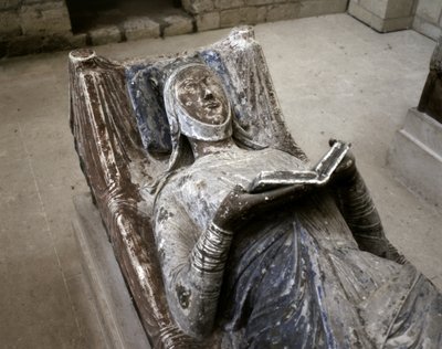 Túmulo de Eleanor de Aquitânia. de French School