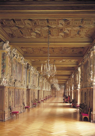 Ver abaixo o comprimento da Galeria de Francisco I, 1530-40 de French School