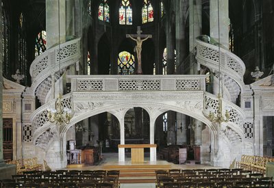 Vista da rood-screen, construída em 1525-35 de French School
