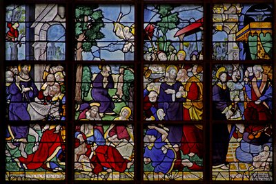 Janela w10 representando 4 cenas: a entrada em Jerusalém, em Gethsemene, a traição, antes de Caifás de French School