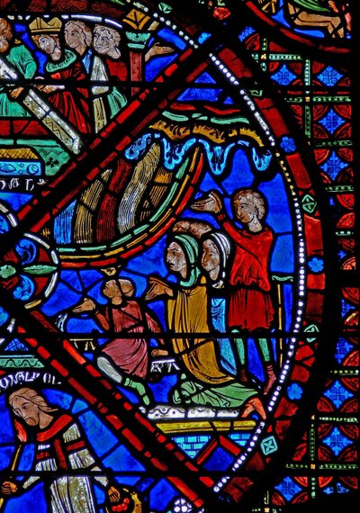 Janela w15 descrevendo a história das relíquias de St Stephens: assistindo ao enterro, as pessoas experimentam curas milagrosas à medida que a chuva cai sobre elas de French School
