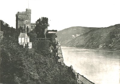 Castelo de Rheinstein no rio Reno, Alemanha, 1895. de Frith and Co