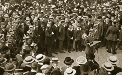 A proclamação de guerra do Kaiser sendo lida, Berlim, Alemanha, 4 de agosto de 1914 de GPA