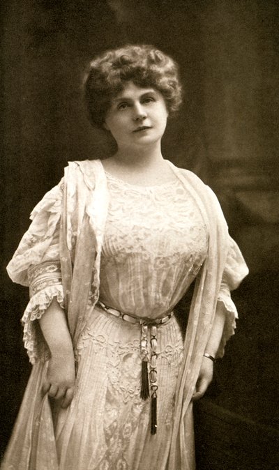 Marie Corelli, romancista britânica, 1909. de Gabell