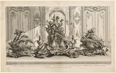 Obras de Juste-Aurèle Meissonier: Projeto escultural de prata para uma grande peça central e duas terrinas que foram executadas por Sua Senhoria o Duque de Kingston de Gabriel Huquier