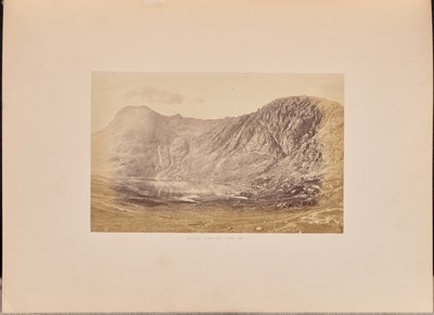 Stickle Tarn e Pavey Ark de Garnett and Sproat