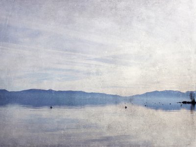 Lago tranquilo no inverno de Gemma Bardot
