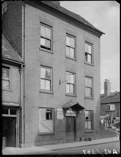 Little Park Street, Coventry, 1941. de George Bernard Mason