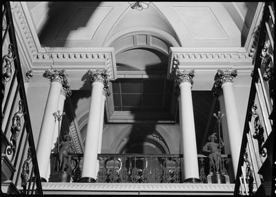 The Mansion House, High Street, Doncaster, 1942. de George Bernard Wood