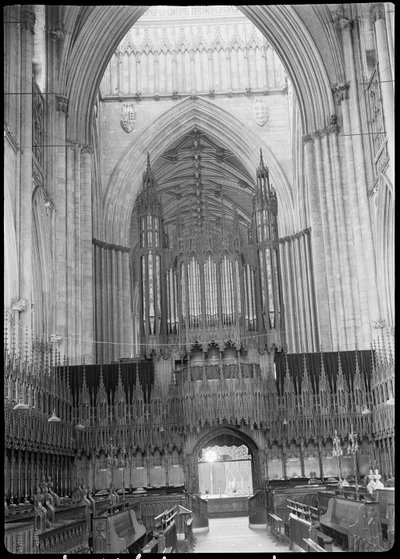 York Minster, Minster Yard, York, 1942. de George Bernard Wood