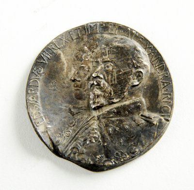 Medalha para comemorar a coroação de Eduardo VII e da Rainha Alexandra de George James Frampton