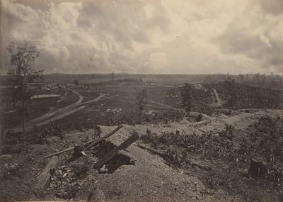 Campo de Batalha de Resacca, Geórgia No. 4, década de 1860. de George N. Barnard