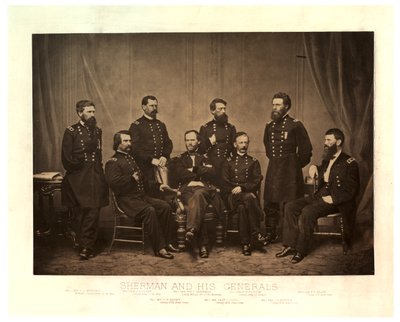 Sherman e seus generais [Blair acrescentou de outro negativo antes da impressão], 1865 (foto sépia) de George N. Barnard