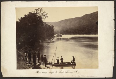 [Vapor a passar por The Suck, rio Tennessee, seis milhas abaixo de Chattanooga] de George N. Barnard