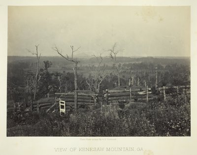 Vista da montanha Kenesaw, Geórgia, 1866. de George N. Barnard