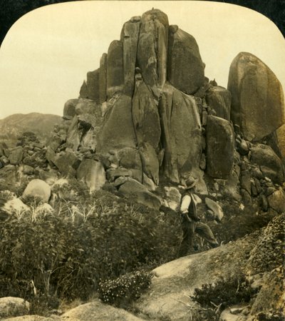 Cathedral Rock, Buffalo Ranges, Victoria, Austrália, c1909. de George Rose