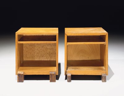 Mesa de cabeceira, c. 1930 de Georges Djo-Bourgeois