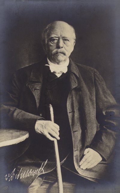 Otto von Bismarck (fotografia a preto e branco) de German Photographer