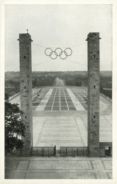 O Reichssportfeld, Berlim (fotografia a preto e branco) de German Photographer