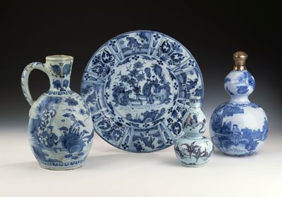 Uma seleção de cerâmica azul e branca de Frankfurt em estilo chinês, c.1700 (cerâmica) de German School