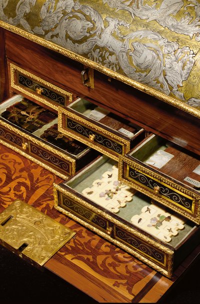 Detalhe de um caixão decorado com cenas clássicas, de meados do século 17 (latão e estanho gravados) (ver também 469022) de German School