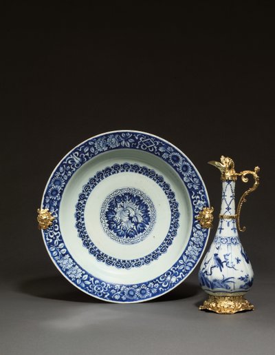 Jarra e prato chineses montados, Augsburg, c.1655-60 (porcelana e prata dourada) (ver também 1153958) de German School