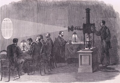 Leitura de partidas de balões por microscópio, Cassells History of the War between France and Germany publicado por Cassell and Company Limited, c.1890 (litho) de German School