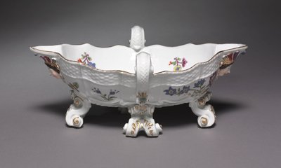 Sauceboat, made in Meissen Porcelain Factory, Germany, 1735-56 de German School