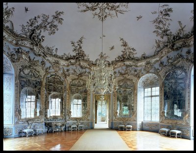 O Salão dos Espelhos, projetado por François Cuvillies (1695-1768), com obras de estuque de Johann Baptist Zimmermann (1680-1758), 1734-37 (ver também 54724) de German School