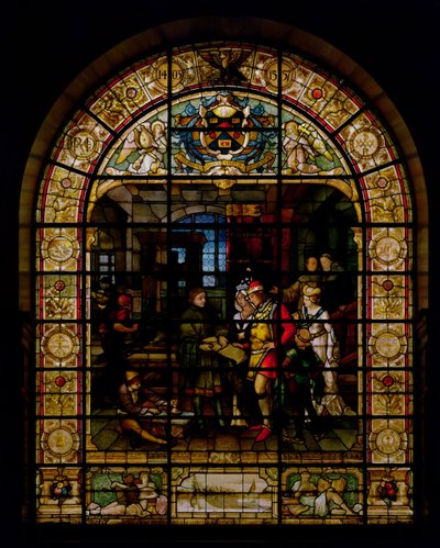 William Caxton mostrando seu primeiro livro impresso para Edward IV e sua esposa, Elizabeth Woodville em 1477, por Mayer and Co., empresa sediada em Londres com sede em Londres, c.1880 (vitral) de German School