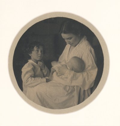 Nancy, Paul (aos 3 anos e meio) e Claire (aos 5 meses) de Gertrude Käsebier
