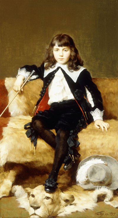 Retrato de um menino, sentado de corpo inteiro, em um sofá coberto com uma pele de leão, de Geza Vastagh