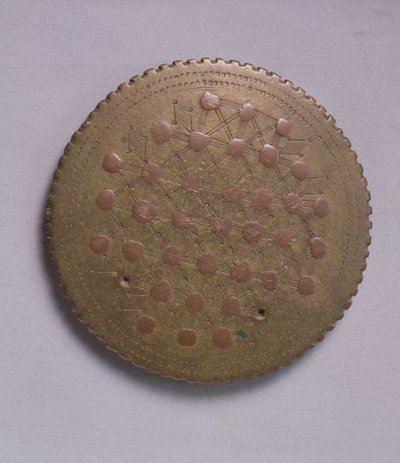 Peso em forma de lente com inserções de cobre (latão) de Ghanaian School