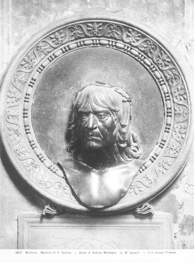 Busto de Andrea Mantegna (1431-1506) (bronze) (foto a p/b) de Gian Marco Cavalli