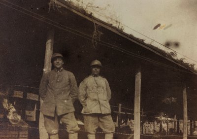 Álbum "Fotos da Segunda Guerra": Soldados italianos em Val Chiusone para Podsenica, 09/1917 (foto a p/b) de Gigliucci Gigliucci