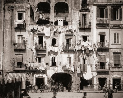 Cena de rua, Nápoles, Itália de Giorgio Sommer