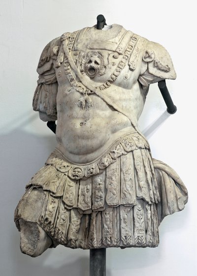 Busto de mármore por Andrea Doria (1466-1560), condomínio e almirante de Genes. Escultura de Giovanni Angelo Montorsoli (1507-1563) Genes, Palazzo Ducale de Giovanni Angelo Montorsoli