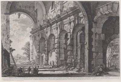 Vista do andar superior das Jaulas para Animais Selvagens construídas pelo Imperador Domiciano, associadas ao Anfiteatro Flaviano e comumente chamadas de Curia Hostilia, c.1760-1778 (gravura) de Giovanni Battista Piranesi